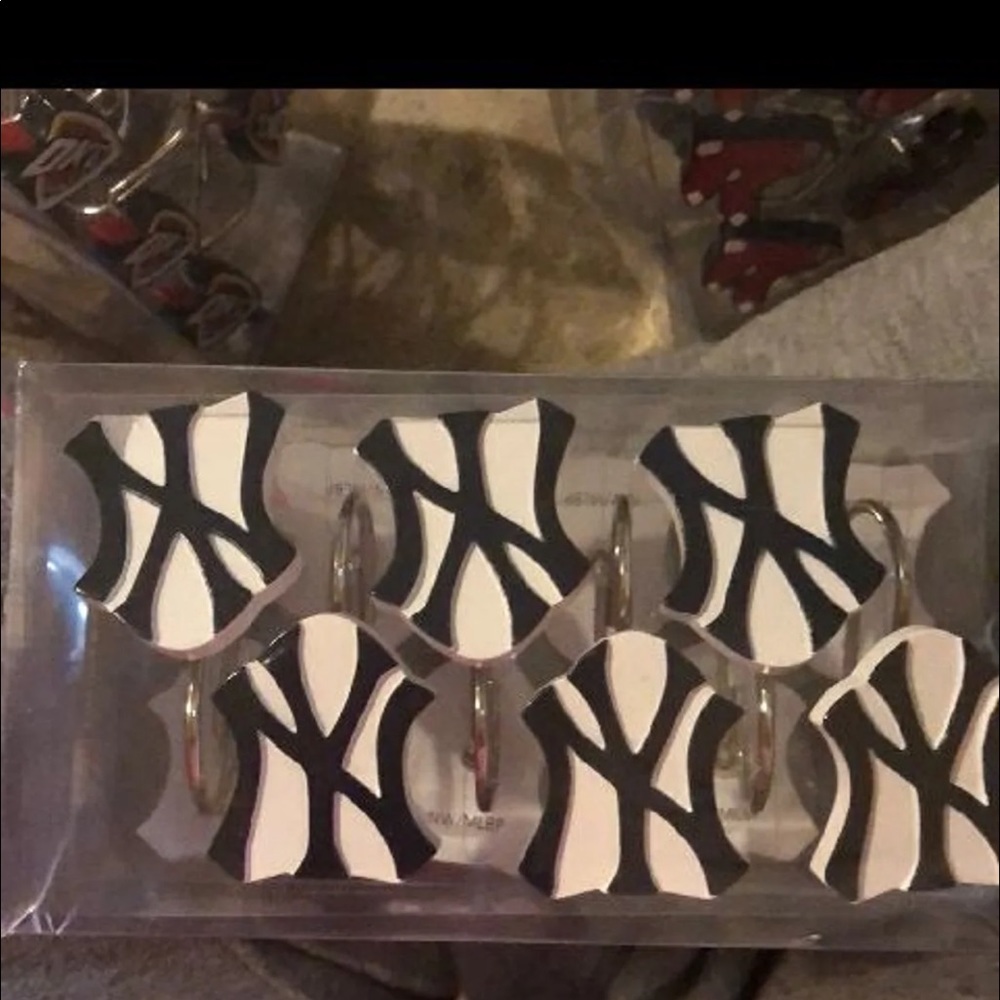 Shower curtain hooks nib